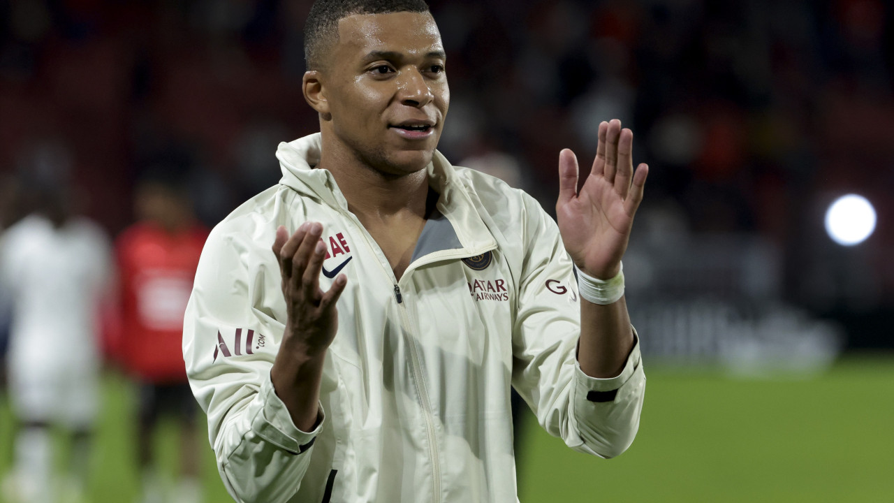 Mbappé alcança os 300 gols na carreira mais rápido do que Messi e Cristiano Ronaldo