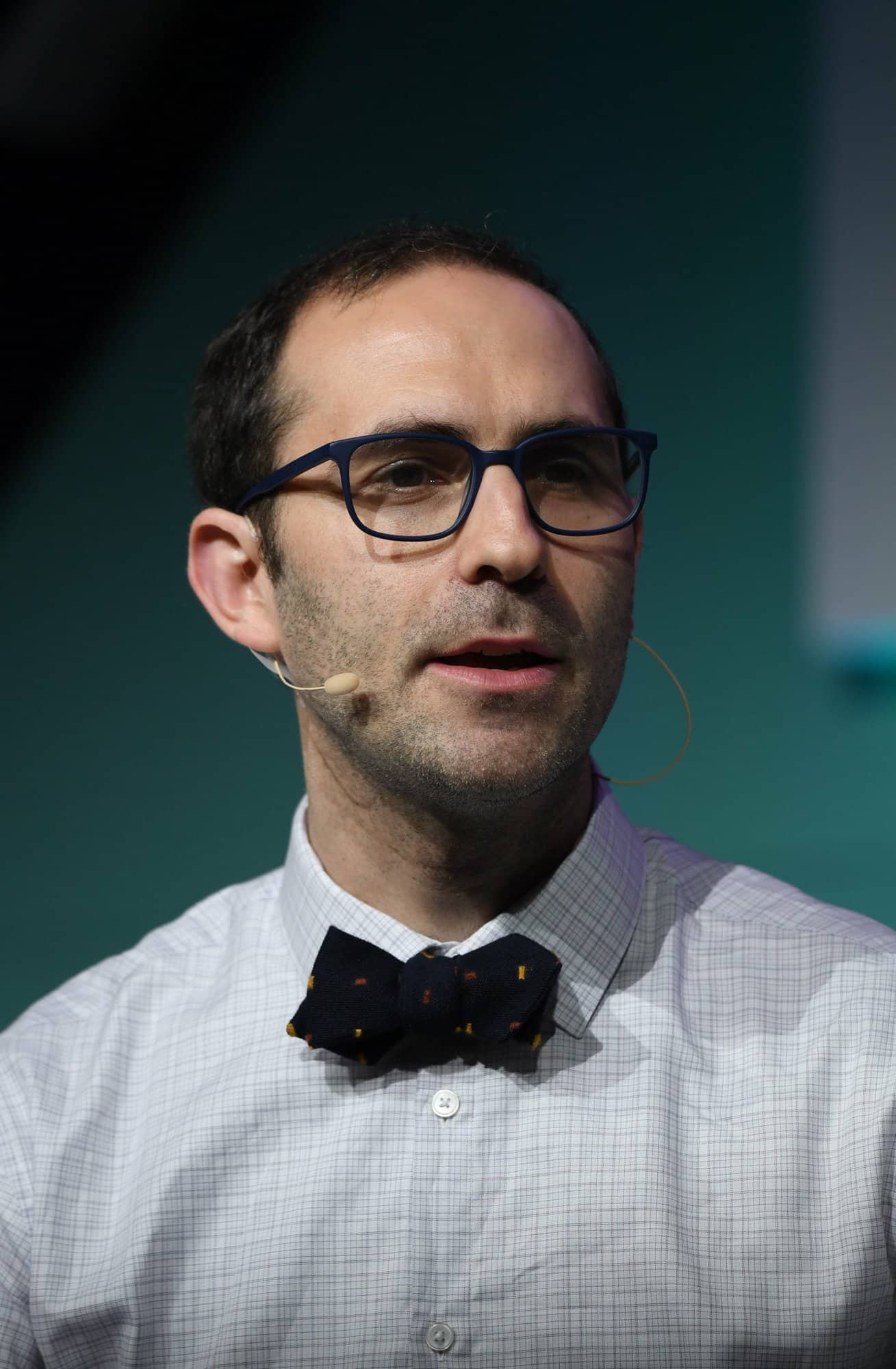 Quem é Emmett Shear, novo CEO interino da OpenAI