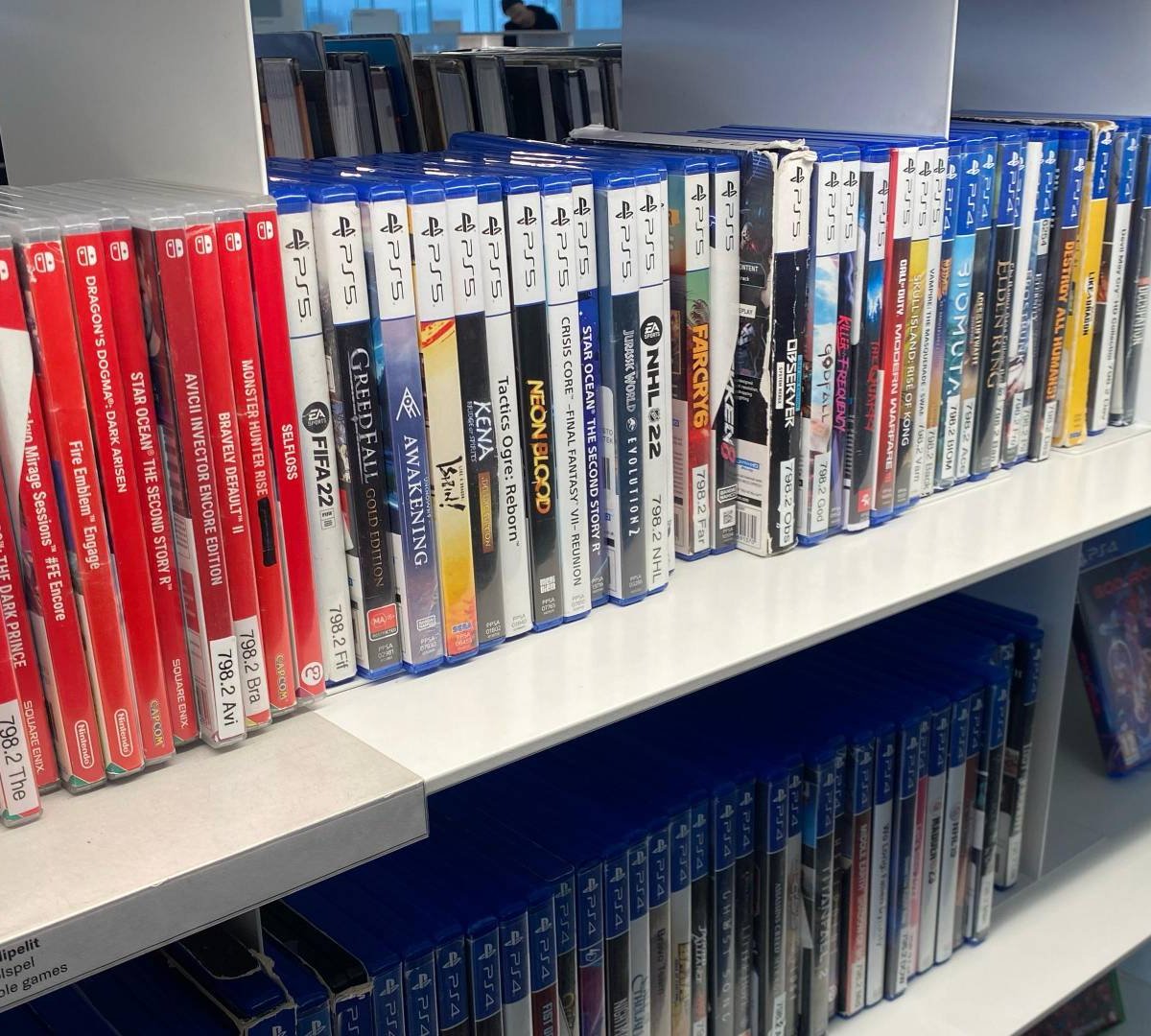 Conheça a biblioteca que permite pegar jogos emprestados de graça de Xbox, PlayStation e Switch