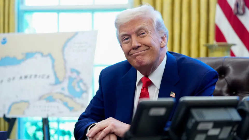 Trump diz que vai tirar isenção fiscal de Harvard