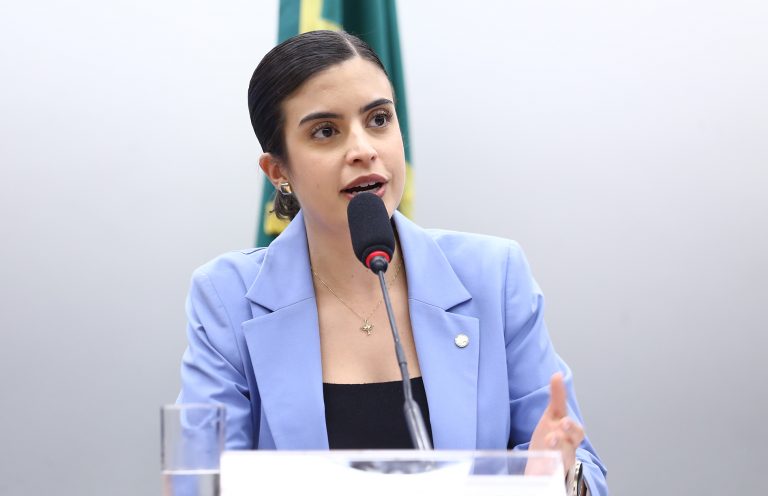 Comissão de Educação aprova punição para empresas e órgãos públicos que não tenham sites acessíveis