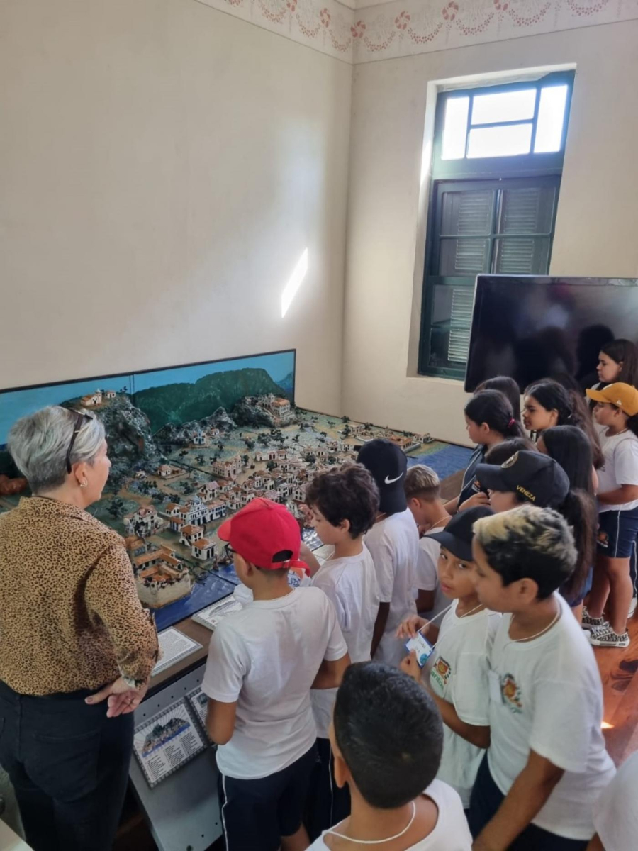 De volta ao passado: aula interativa mostra como era vida em Santos em 1765