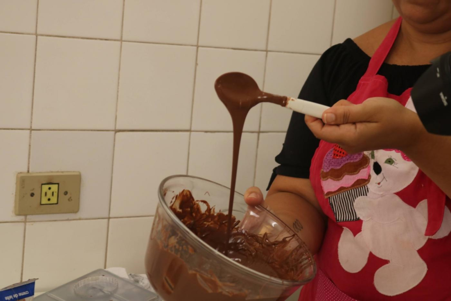 Fundo Social de Santos abre 18 vagas para novos cursos de padaria e artesanato